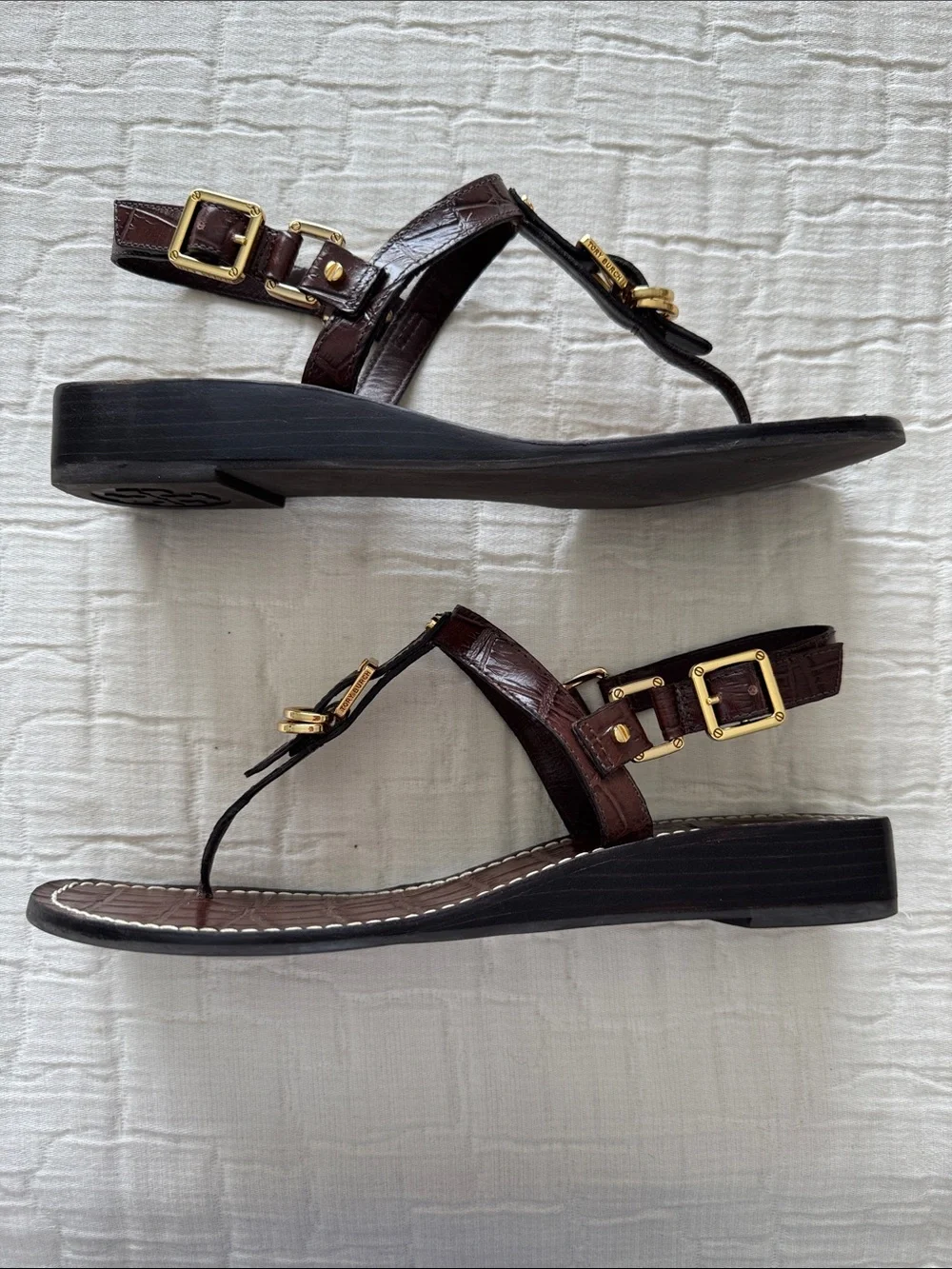 Tory Burch Trent Wedge-Shiny America Sandal - Wood Brown, Size 9 - Picture 2 of 8